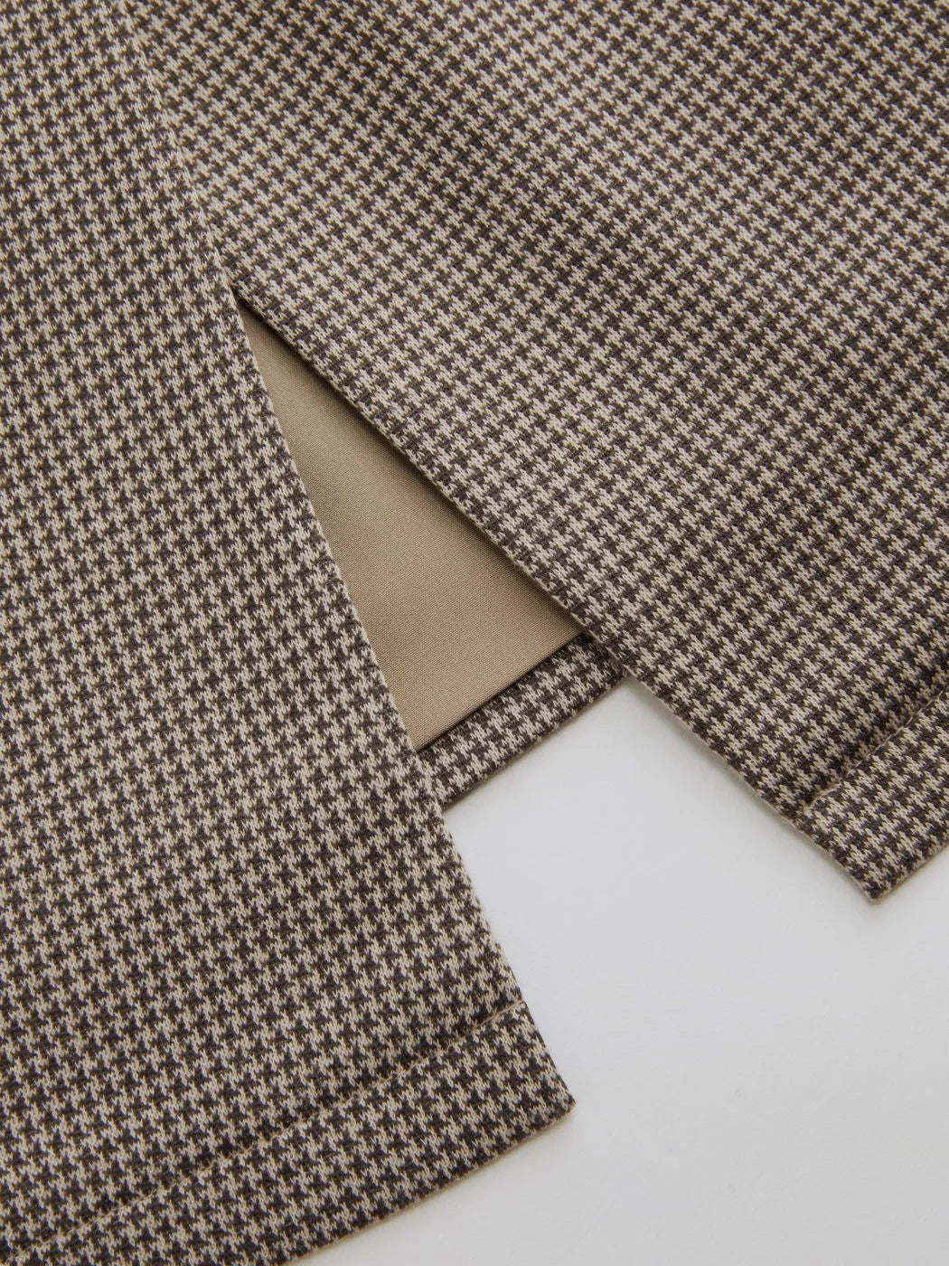 Pebble Grey