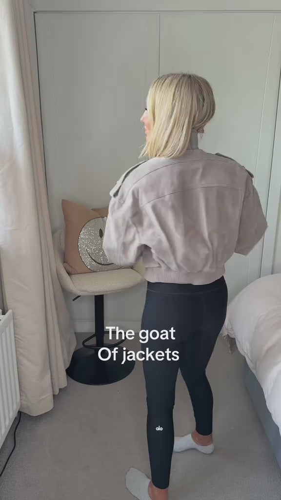 Maëlle 507 customer video M-V03 — @alana_thomson_