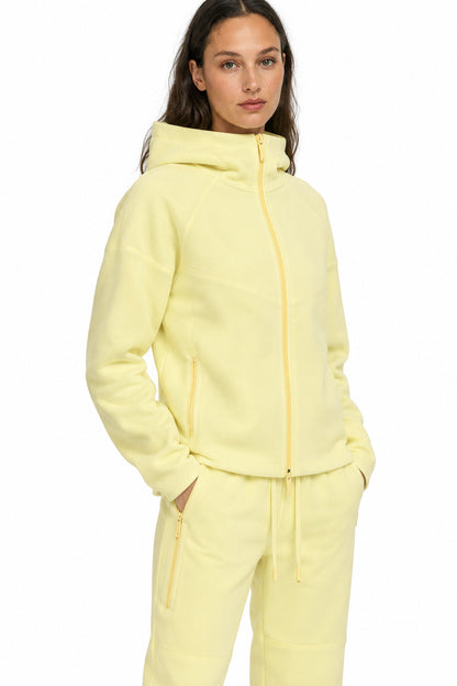 Solène citron fleece set, zip and pocket detail